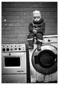 портрет на момче с пералня и печка ; comments:51
