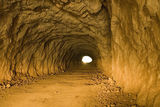 Има ли светлина в тунела ? ; comments:37