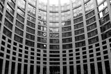 Parlement europeen ; comments:9
