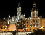 PLAZA DEL AYUNTAMIENTO ; comments:13