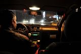 шофьор на такси ; comments:4