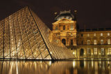 Night lights over Louvre ; comments:1