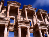 Библиотеката в Ефес ; Коментари:4