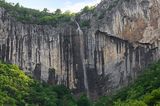 Водопадът Скакля над Враца ; comments:17