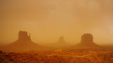Пясъчна буря в Monument Valley ; comments:28