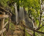 етрополски водопад варовитец ; comments:10