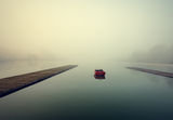 Кей и самотна лодка в спокойни води :) ; comments:46