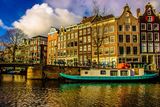 Каналите на Амстердам ; comments:8
