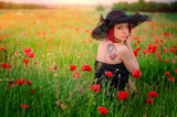Girl with poppies ; comments:15