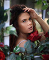The girl with the roses ; comments:6