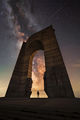 Арката на млечния път, през арката на свободата ; comments:8