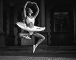 Ballerina BW ; comments:5