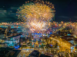 Новогодишен спектакъл в небето над площад Свобода в Русе ; comments:6