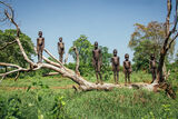 The lives of the Mursi children ; comments:8